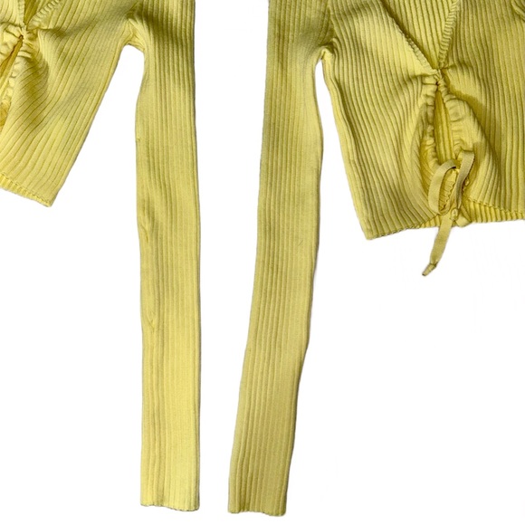 Forever 21 Long Sleeve Crop Top - Picture 5 of 7